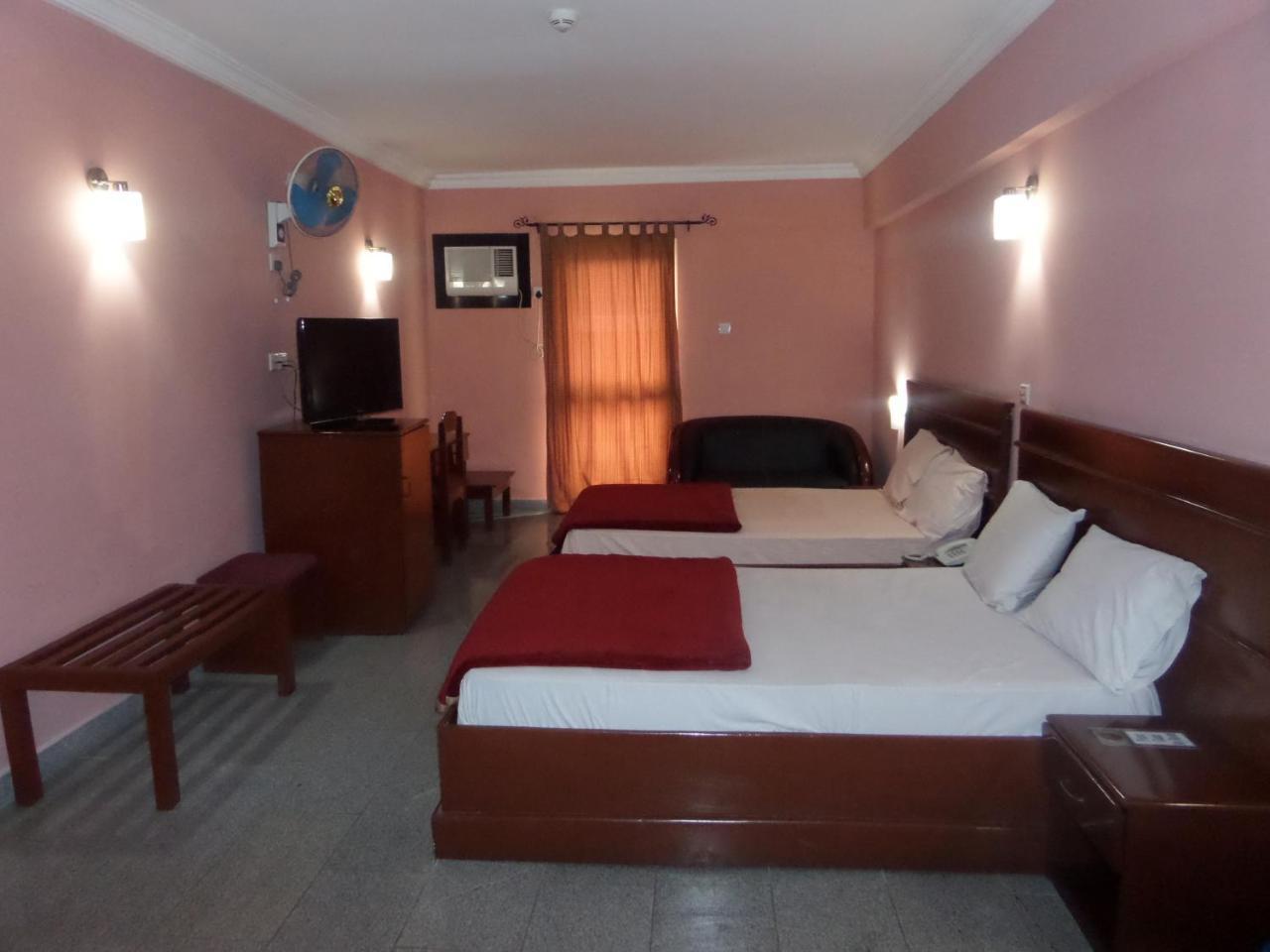 Hotel Newcastle Lagos Eksteriør bilde