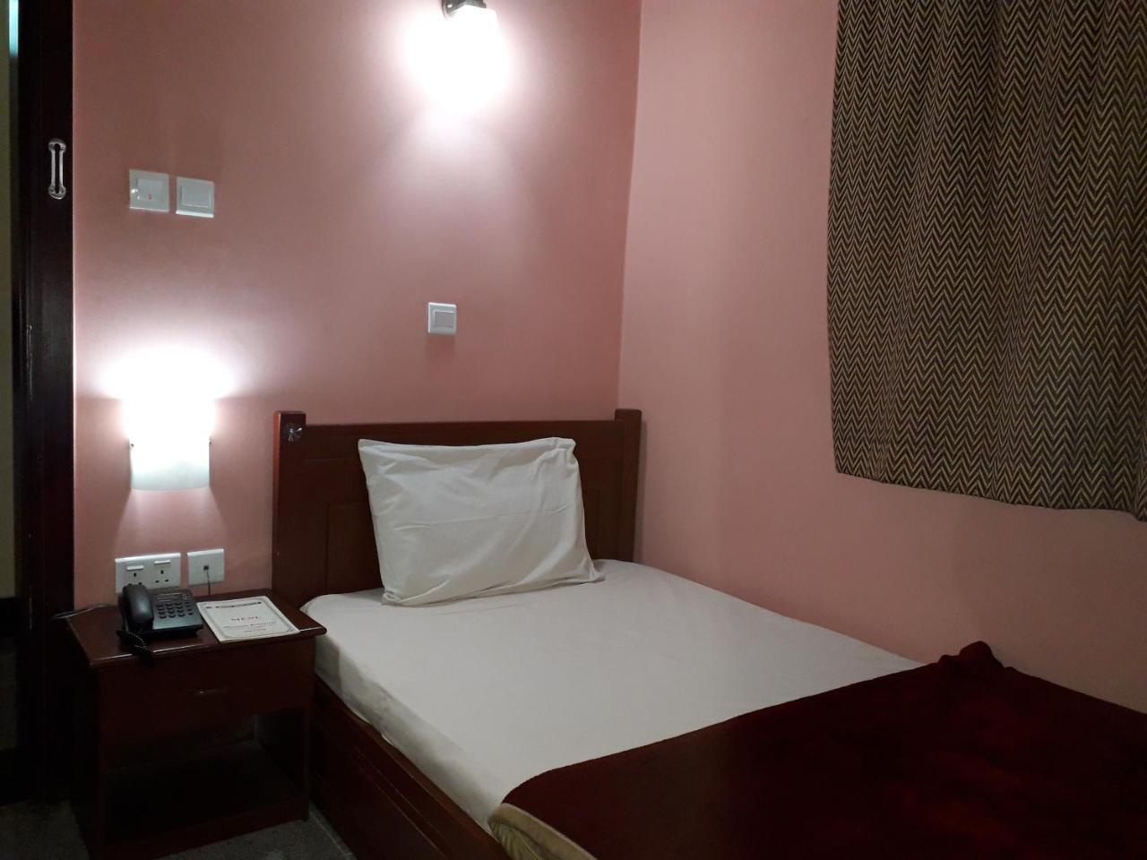 Hotel Newcastle Lagos Eksteriør bilde